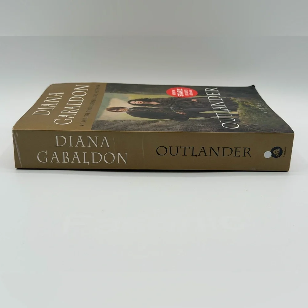 Outlander (Starz Tie-In Edition) : A Novel by Diana Gabaldon (Paperback, 2016)